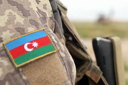 Azərbaycan Prezidenti şəhid hərbçiləri təltif edib - 