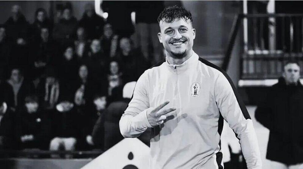 Mats Qrotenbreq 28 yaşında
