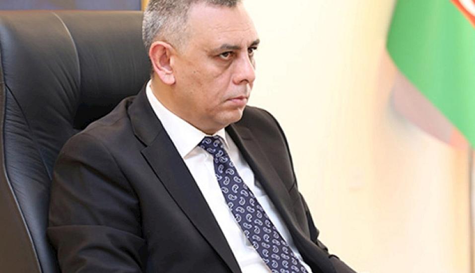 Xidmət rəisi “neqodnı” olan vətəndaşlara