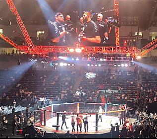 UFC: Tahir “Mehtər marşı” ilə 
