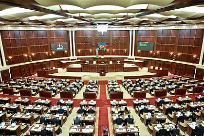 Azərbaycanlı deputatlar Ukraynaya gedir