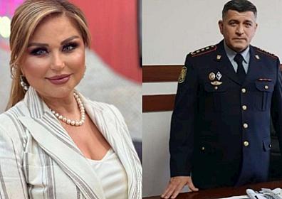 Mələkxanım Eyubovanın həyat yoldaşı nəvəsi ilə — 