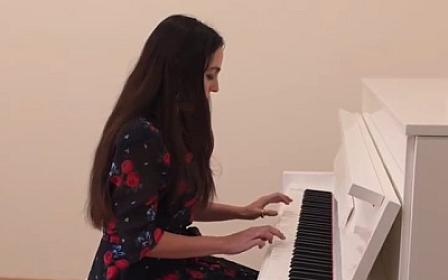 Leyla Əliyeva Şövkət Ələkbərovanın mahnısını ifa etdi - 