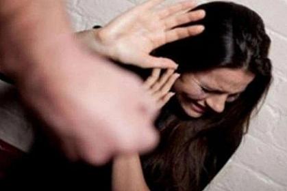 Bakıda nəvəsi az bal toplayan qayınata gəlininə 