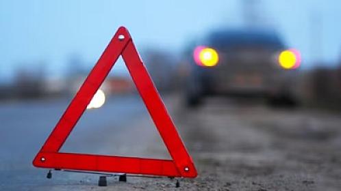 Bakıda marşrut avtobusu ağaca çırpıldı, 11 nəfər yaralı var - 