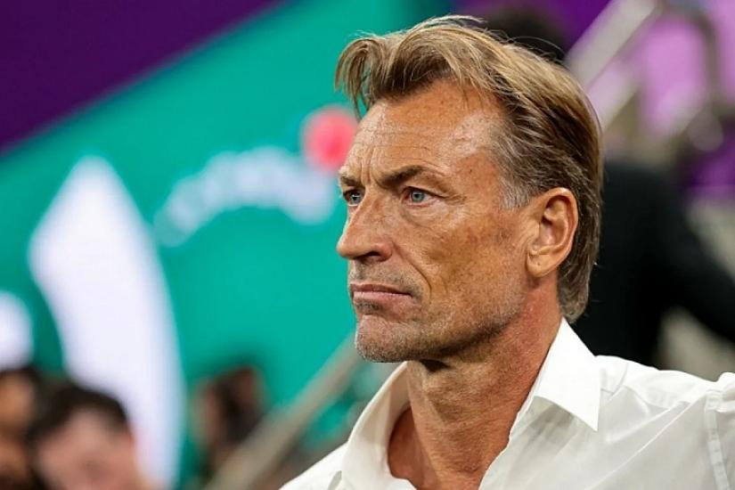 Erve Renar head coach