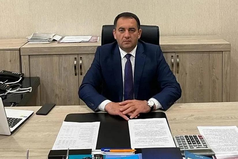 Bakıda bələdiyyə sədri bıçaqlandı - 
