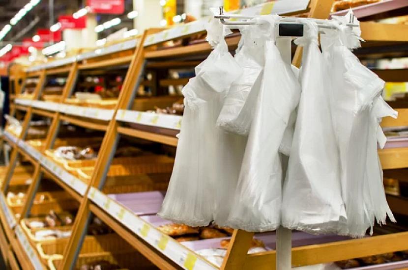 Marketlərdə satılan sellofan paketlər