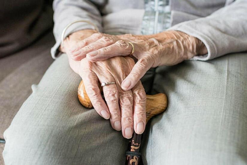 Bakıda 88 yaşlı qadın evində ölü tapıldı