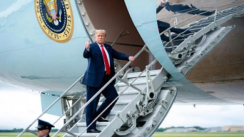 В США в аэропорту Дональда Трампа