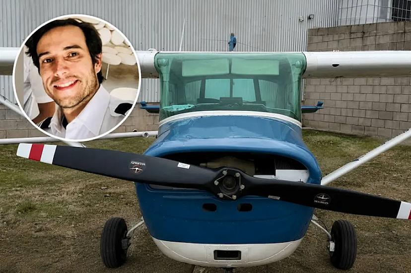 Pilot uçuş zamanı intihar etdi,
