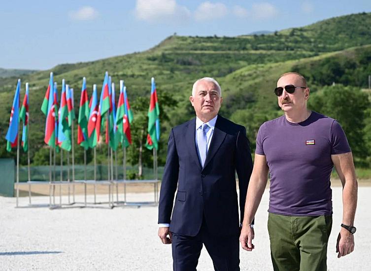 İlham Əliyev Laçında açılış etdi - 