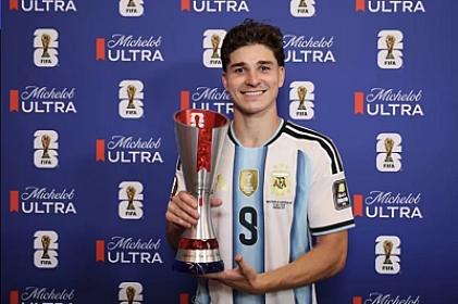 Xulian Alvares Argentina - İsveçrə matçının 
