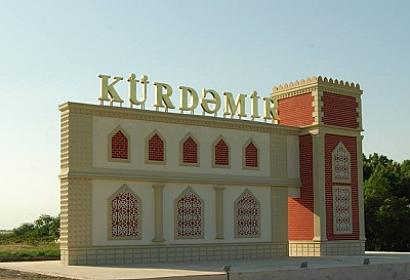 Kürdəmirdə magistral su boru xətti partlayıb, 