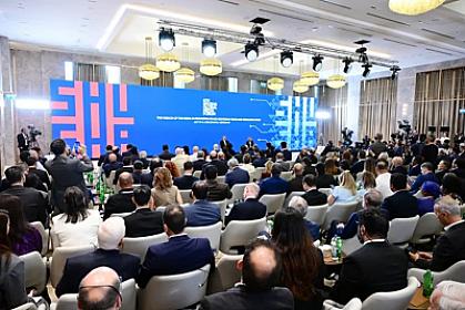 "Diario La R": IV Şuşa Media Forumu - 