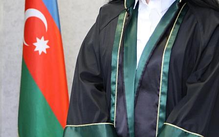 İki vəkilə töhmət verildi - 