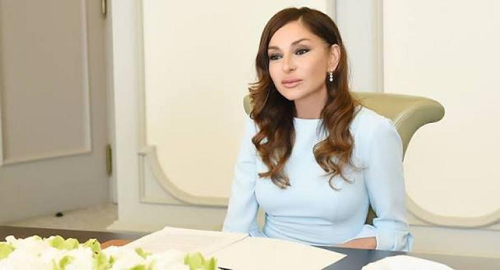 Mehriban Əliyeva jurnalistə