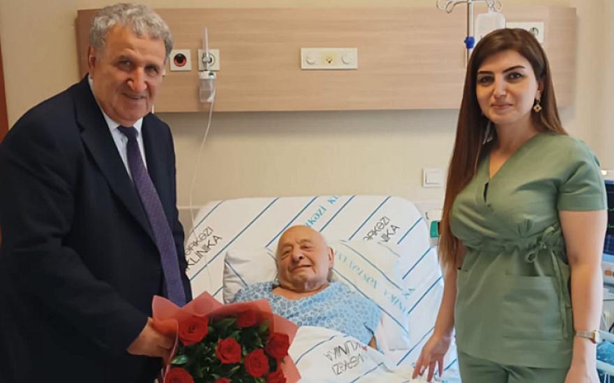 Ömər Eldarov xəstəxanaya yerləşdirildi