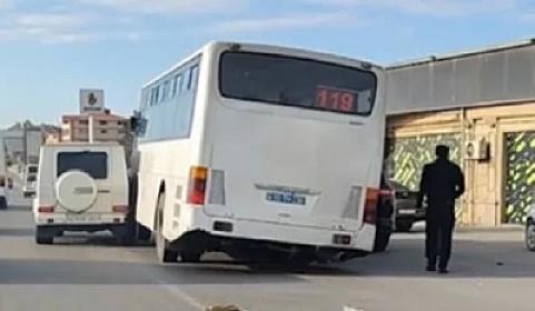 Pirallahıda avtobus piyadanı vuraraq 