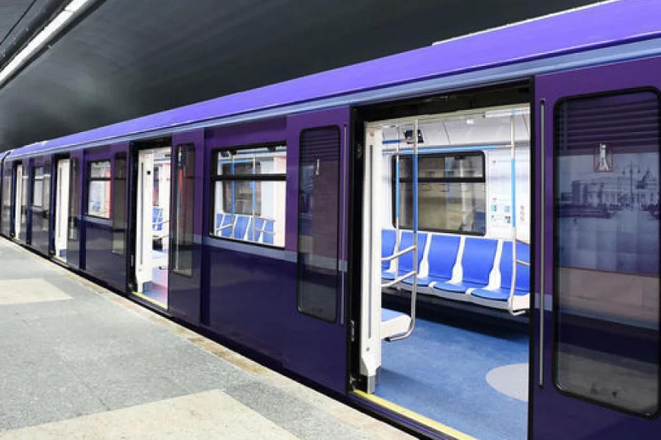 "Port Baku"nun yanında 