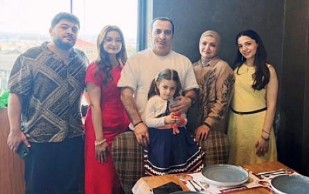 “Xoşbəxtlik ailənlə bir arada olmaqdır” - 