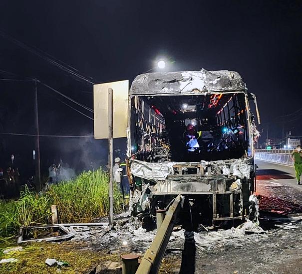 Avtobus alovlandı, 