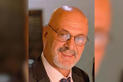 İrəvan Dövlət Azərbaycan Dram Teatrına 