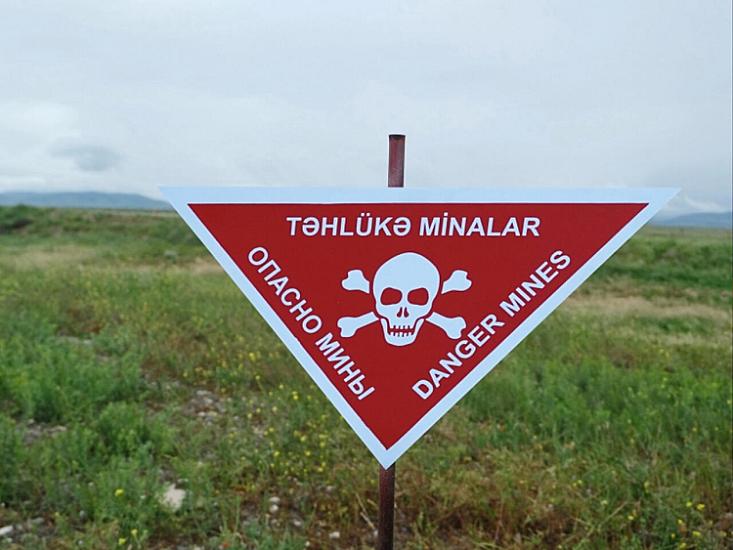 1 740,7 hektar ərazi minalardan 