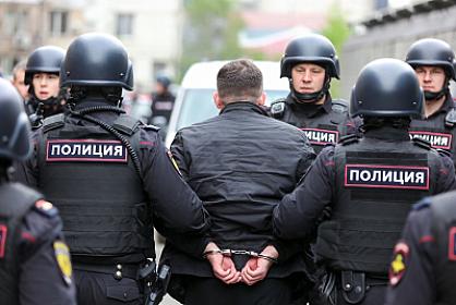 The number of foreigners deported from Russia has increased.