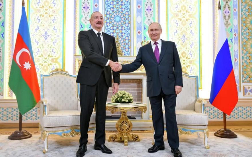 Putin və İlham Əliyev telefonla 