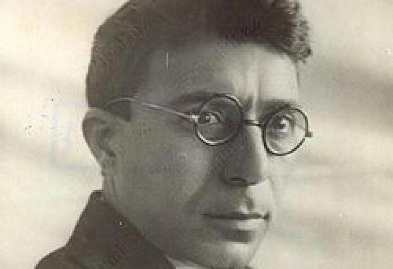 Cəfər Cabbarlı bizə yanlış təqdim olunub