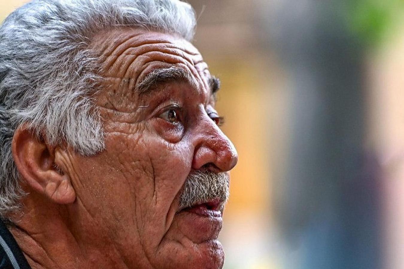 Söndüm qan-tər içində, anam, öldüm qan-tər içində