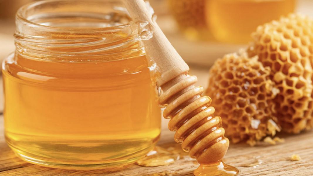 Şəkər yoxsa bal? – Həkim ən sağlam seçimi və gizli riski açıqladı