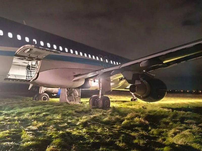 AZAL plane making an emergency landing in Russia
