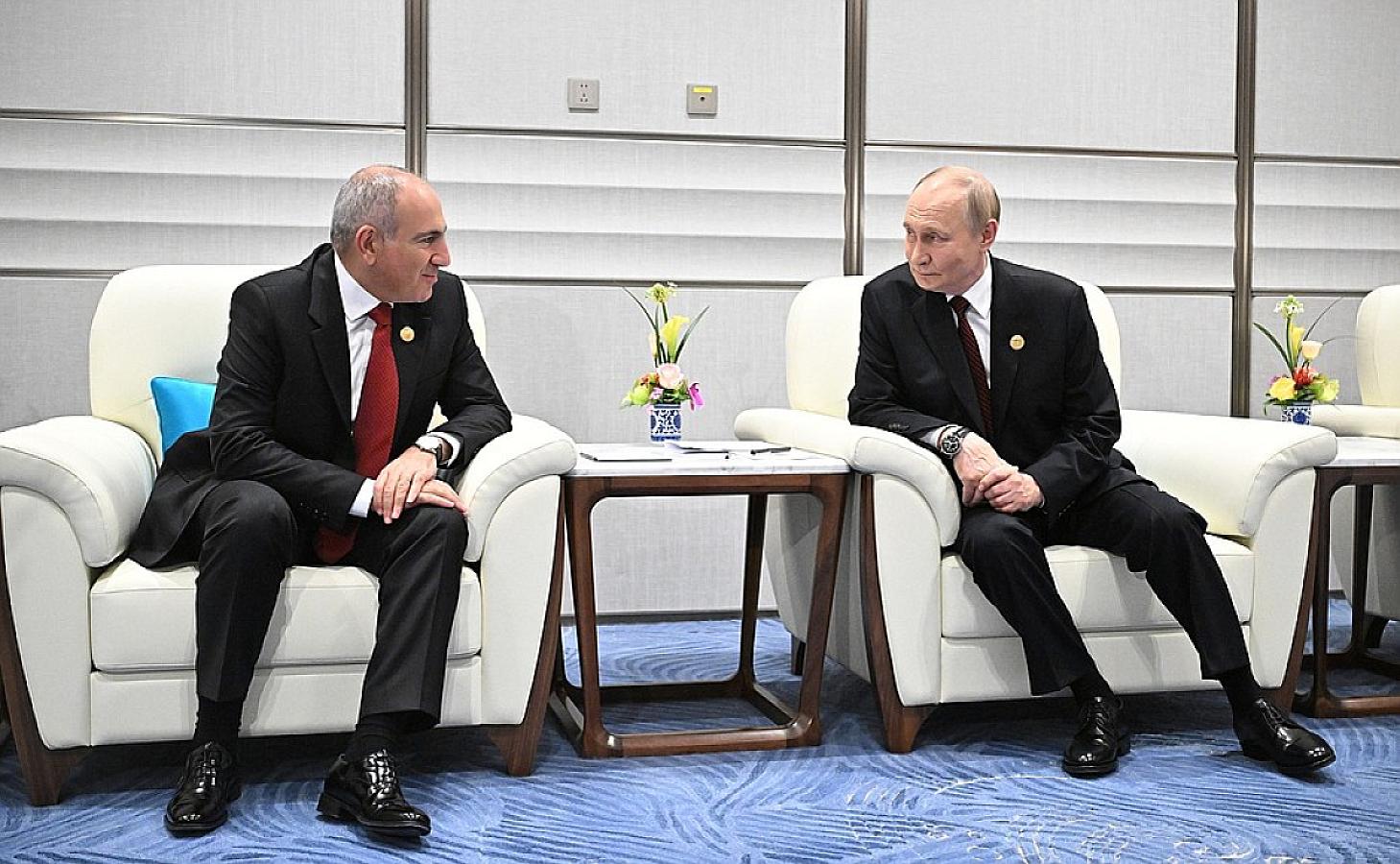 Did Pashinyan not provide Putin with detailed information about the "Trump road"?