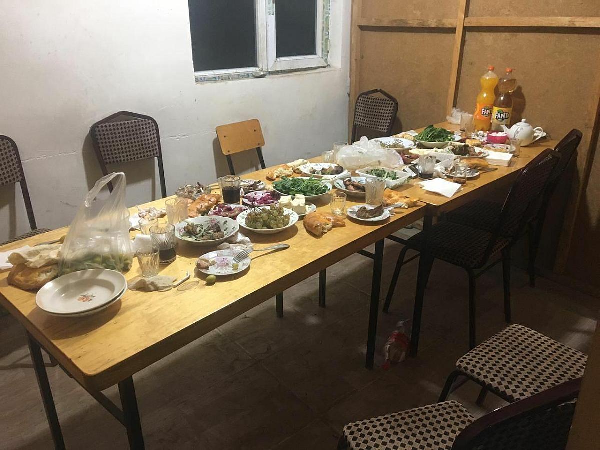 В Товузе в кафе произошло ножевое ранение.