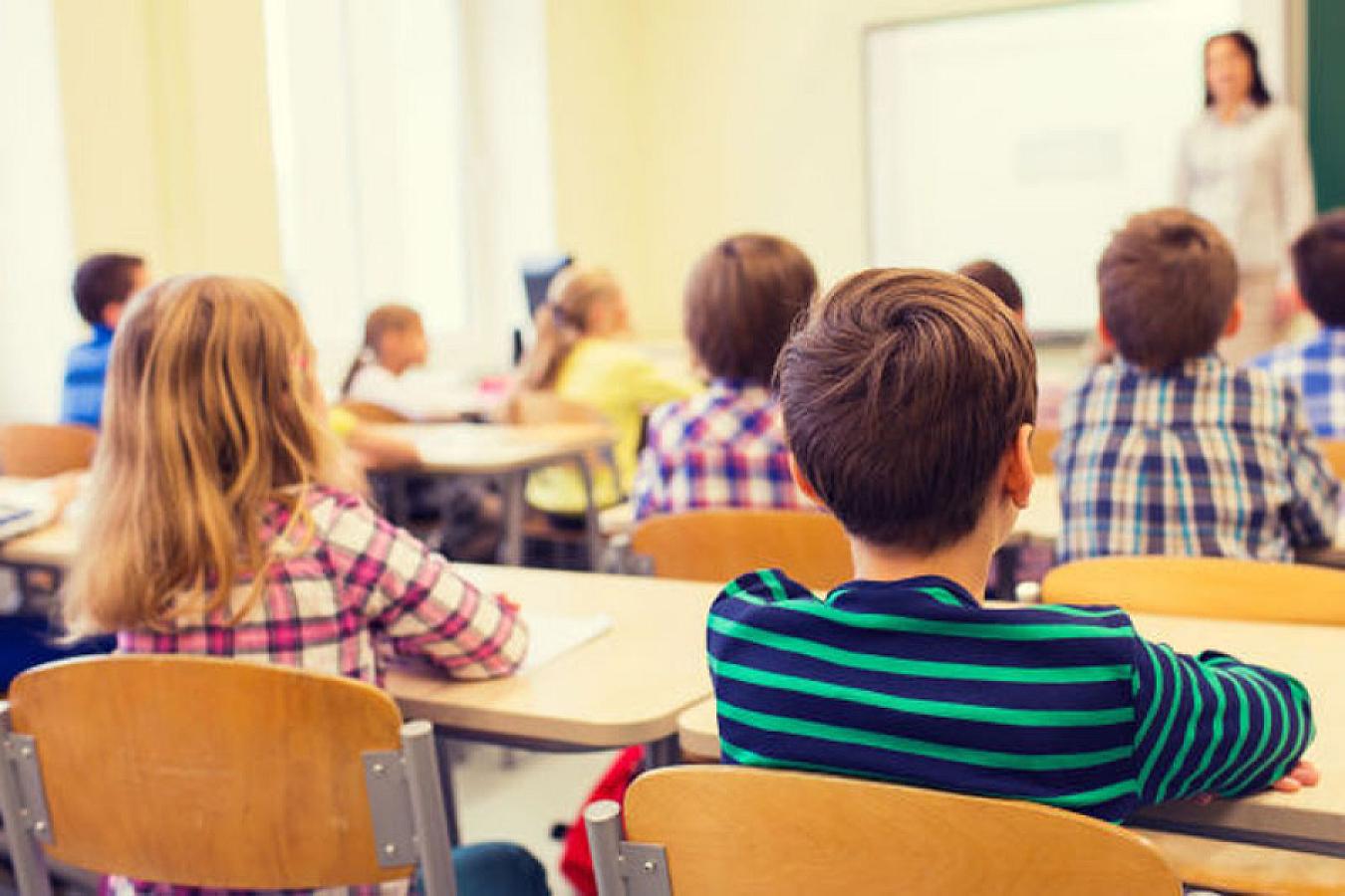 Почему мальчики начали отставать от девочек? -