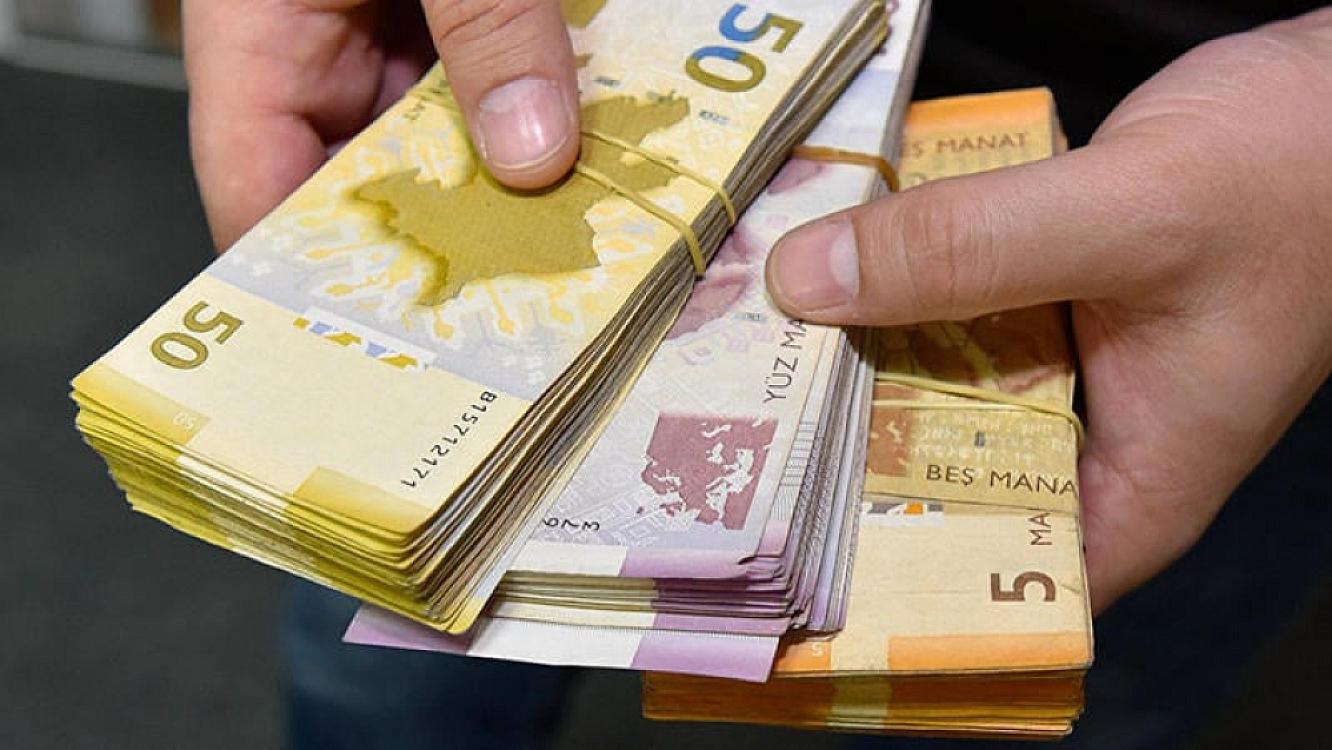 Aylıq gəliri 2500 manatdan çox olanların