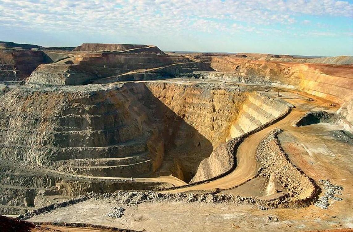 Dünyanın ən dərin 10 qızıl 