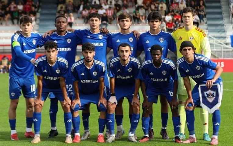 "Qarabağ" U-19 team also with "Chelsea"