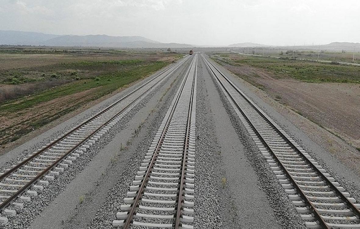 Восстановить железнодорожную линию в Зангезуре может не США, а Азербайджан – Эксперт