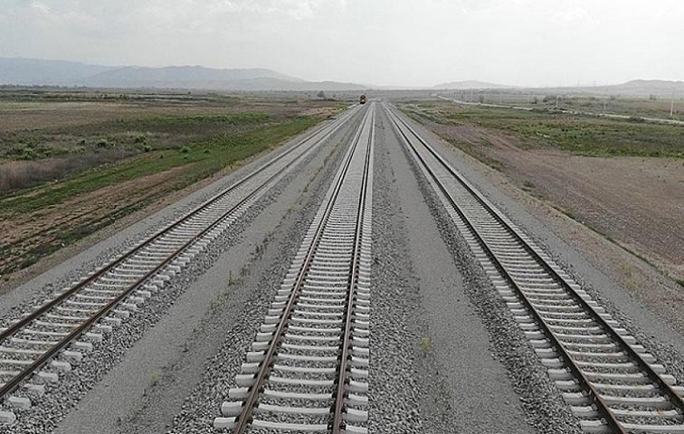 Восстановить железнодорожную линию в Зангезуре может не США, а Азербайджан –