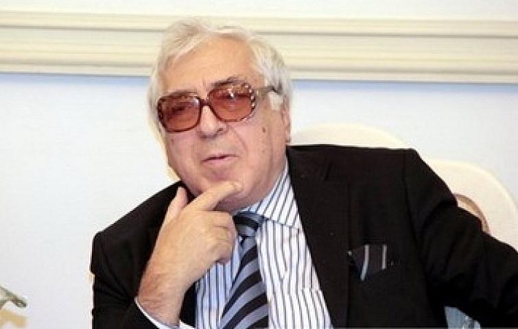 “Erməni yazıçılar istəsə, onlarla görüşərəm” – 