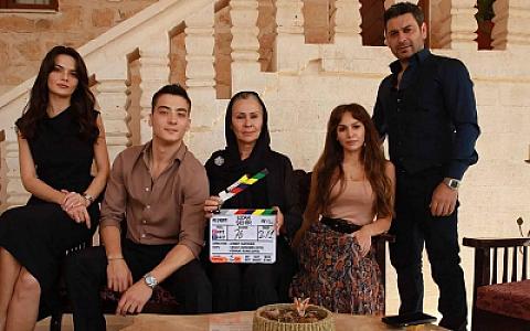 "Uzak şehir"dən gedir - 