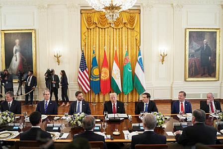 Tramp 5 prezidentlə 