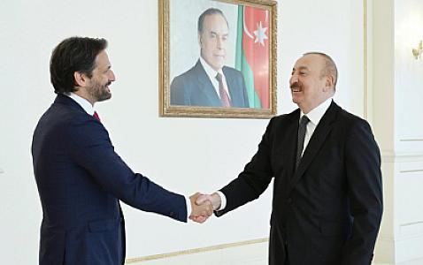 İlham Əliyev Slovakiya müdafiə nazirini qəbul etdi - 