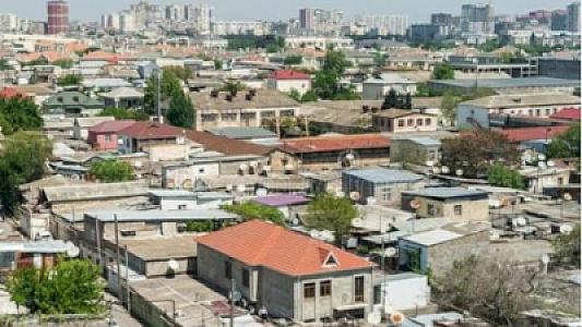 Bakının bu ərazilərində evlər kəskin 