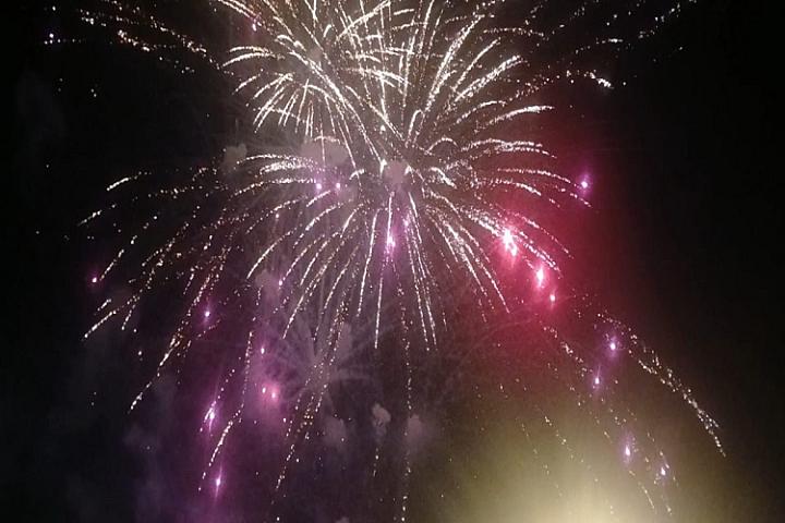 Bakıda Zəfər Günü ilə bağlı atəşfəşanlıq keçirilib