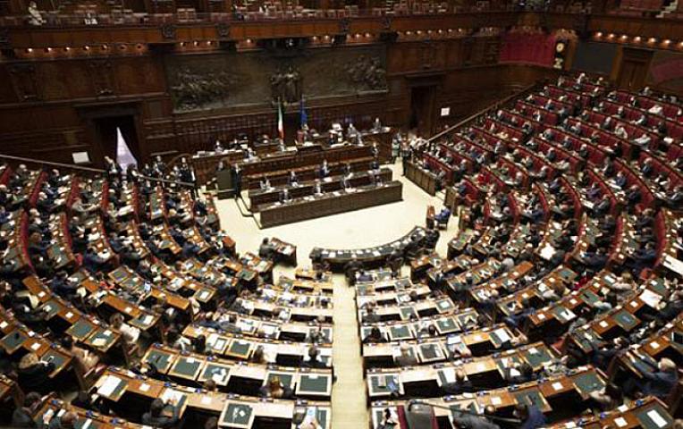 ABŞ Senatı şatdauna son qoyacaq qanun layihəsini təsdiqlədi