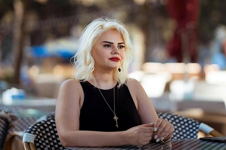 "Ərimdən boşanmağa məcburam, mənə görə təzyiq edirlər" - 